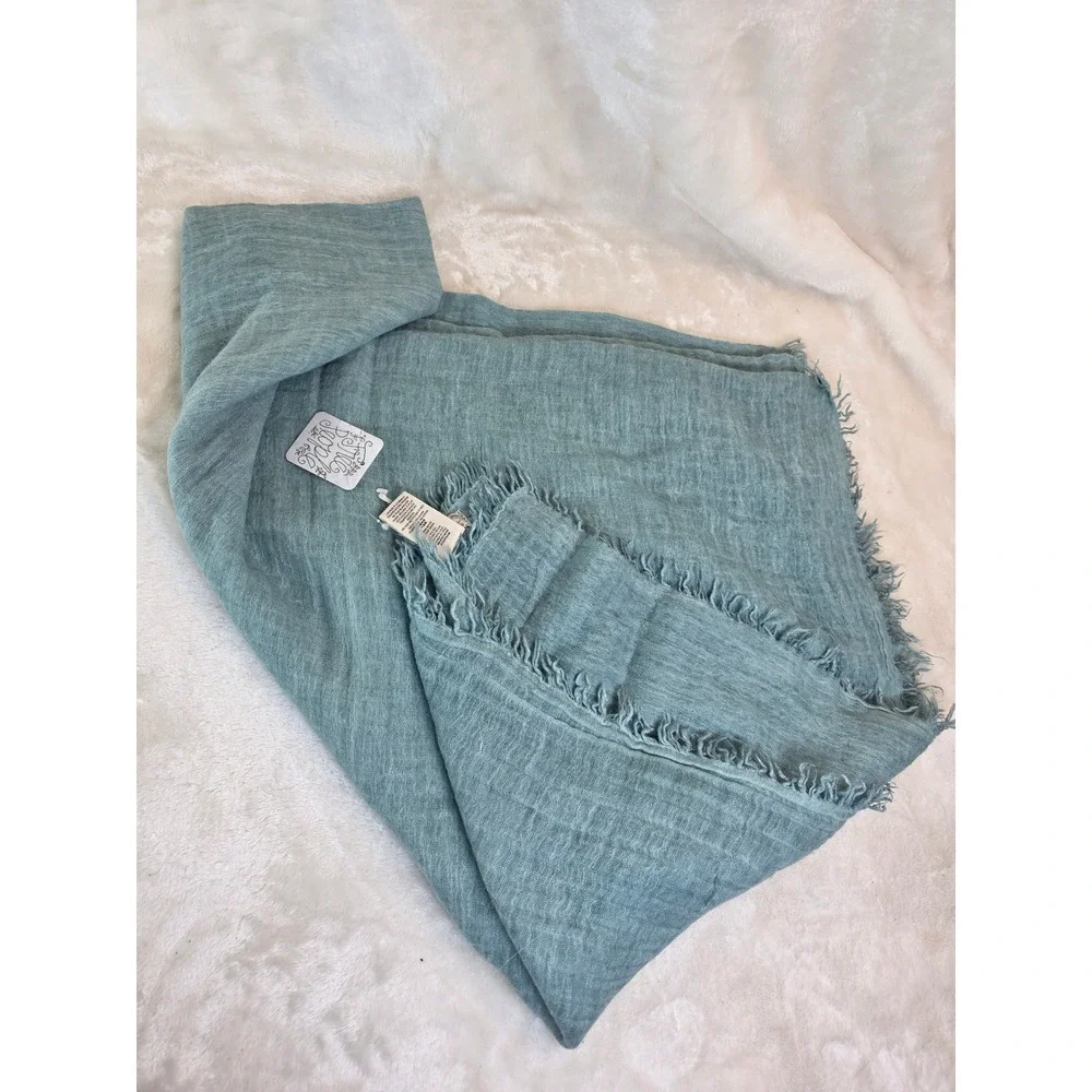 Free People Blue‎ Textured wrap/shawl with Fringe